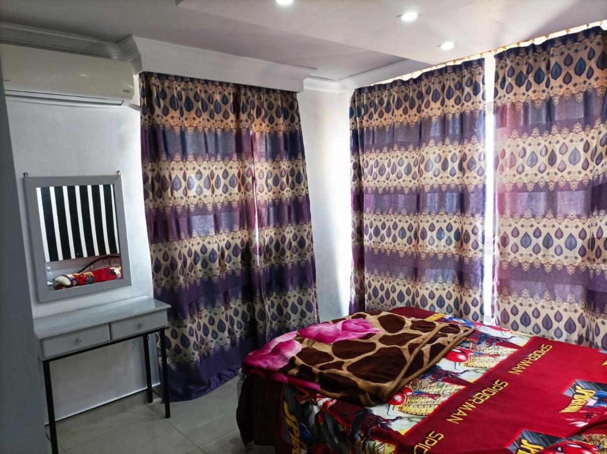 Gleem Seaview 8 Apartment *
